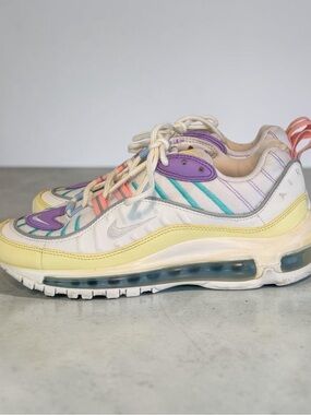 Nike Air Max 98 Women's "Luminous Green/Pastel" (AH6799-300) - Size 6.5